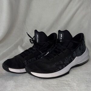 Nike Black and White Athletic Shoes